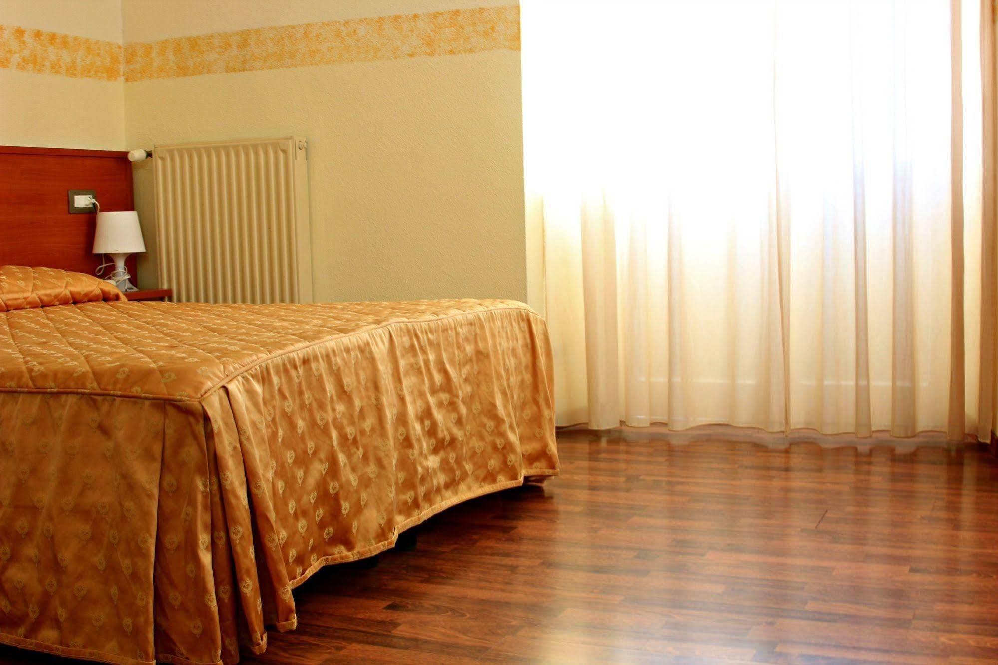 Hotel Bellevue Генуя Екстер'єр фото